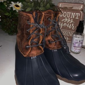 Sperry duck boots